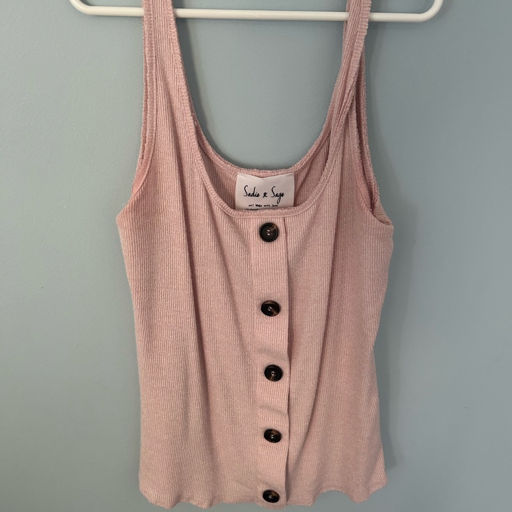 Pink tank top with buttons